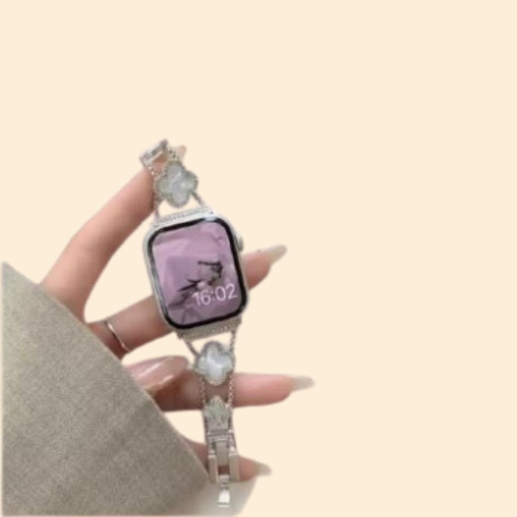 Diamond Four-Leaf Clover Metal Bracelet Band for Apple Watch (38–49mm)