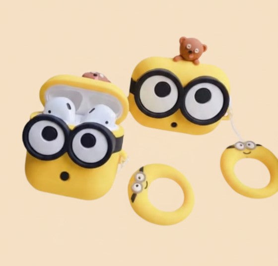 3D Big-Eyes Bear Silicone AirPods Case – Cute Protective Cover with Hook for AirPods 4 (2024) & AirPods Pro 2