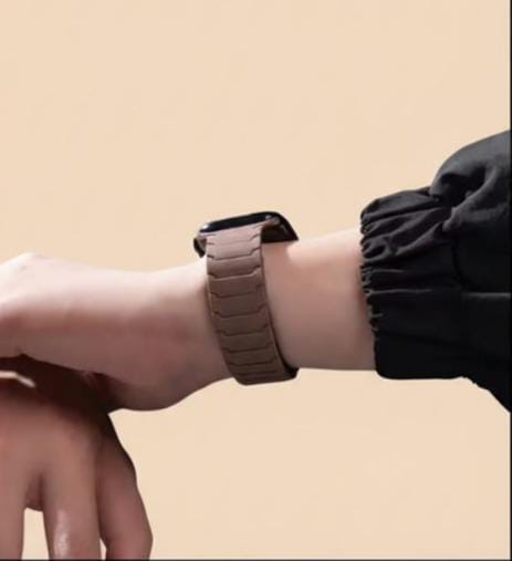 Magnetic Silicone Sport Band for Apple Watch & Ultra 2 (38–49mm)